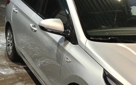 Hyundai Solaris II рестайлинг, 2020 год, 1 300 000 рублей, 3 фотография