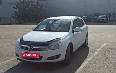 Opel Astra H, 2013 год, 720 000 рублей, 1 фотография