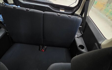 Nissan Kix, 2009 год, 650 000 рублей, 8 фотография