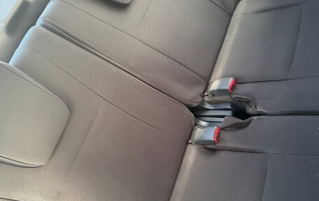 Toyota Wish II, 2011 год, 1 350 000 рублей, 12 фотография