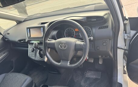 Toyota Wish II, 2011 год, 1 350 000 рублей, 7 фотография