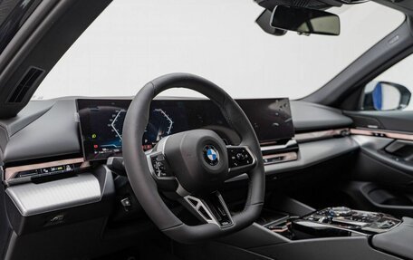 BMW 5 серия, 2025 год, 7 990 000 рублей, 14 фотография