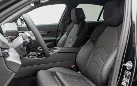 BMW 5 серия, 2025 год, 7 990 000 рублей, 13 фотография