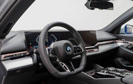 BMW 5 серия, 2025 год, 7 990 000 рублей, 14 фотография