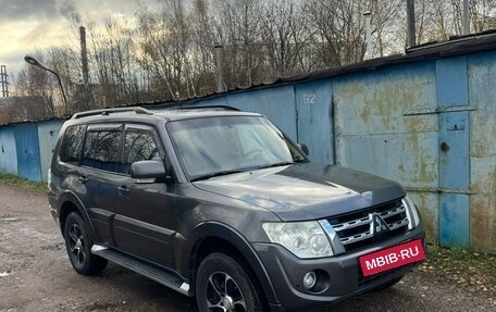 Mitsubishi Pajero IV, 2013 год, 2 100 000 рублей, 3 фотография