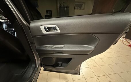 Ford Explorer VI, 2012 год, 1 950 000 рублей, 9 фотография