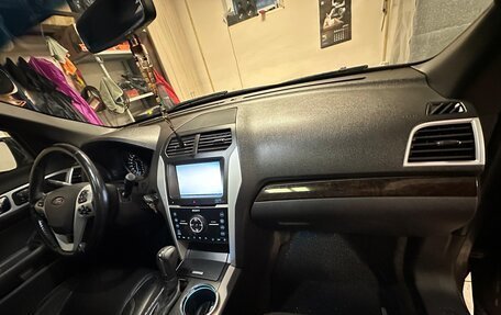 Ford Explorer VI, 2012 год, 1 950 000 рублей, 13 фотография