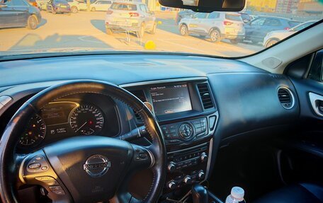 Nissan Pathfinder, 2014 год, 1 700 000 рублей, 5 фотография