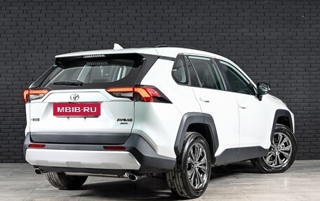 Toyota RAV4, 2025 год, 4 175 000 рублей, 2 фотография