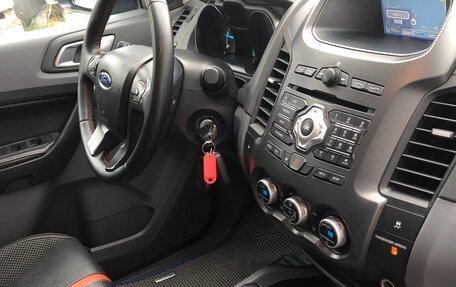 Ford Ranger, 2013 год, 2 050 000 рублей, 18 фотография