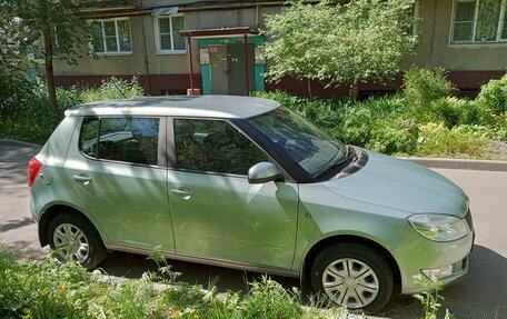 Skoda Fabia II, 2013 год, 750 000 рублей, 2 фотография