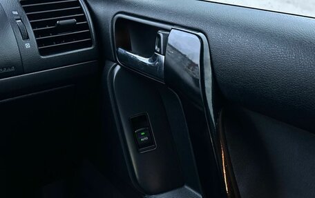 Toyota Land Cruiser Prado 150 рестайлинг 2, 2012 год, 2 819 000 рублей, 35 фотография