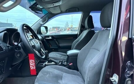 Toyota Land Cruiser Prado 150 рестайлинг 2, 2012 год, 2 819 000 рублей, 36 фотография