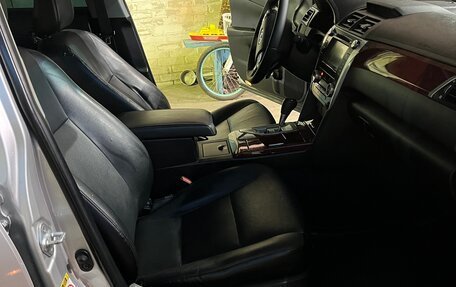 Toyota Camry, 2013 год, 1 690 000 рублей, 6 фотография