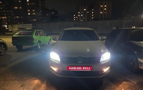 Volkswagen Passat B7, 2011 год, 1 000 000 рублей, 15 фотография