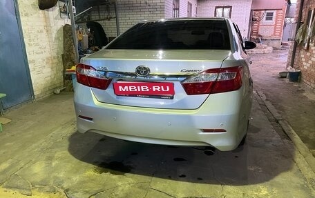 Toyota Camry, 2013 год, 1 690 000 рублей, 4 фотография