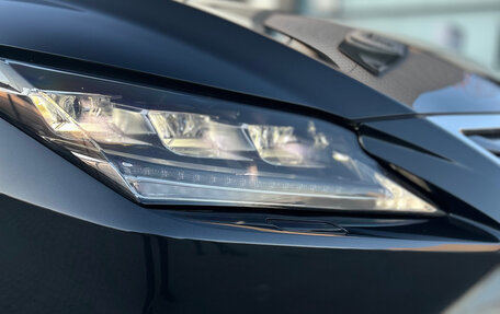 Lexus RX IV рестайлинг, 2019 год, 4 899 000 рублей, 5 фотография