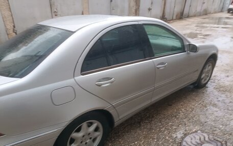 Mercedes-Benz C-Класс, 2003 год, 599 000 рублей, 5 фотография