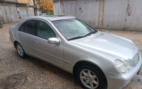 Mercedes-Benz C-Класс, 2003 год, 599 000 рублей, 6 фотография