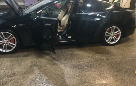 Tesla Model S I, 2013 год, 2 150 000 рублей, 10 фотография