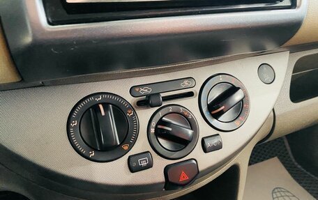 Nissan Note II рестайлинг, 2007 год, 550 000 рублей, 18 фотография