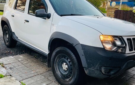 Renault Duster I рестайлинг, 2018 год, 1 100 000 рублей, 2 фотография