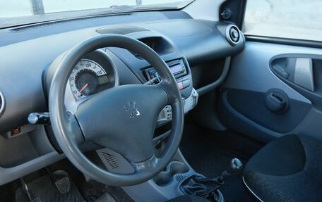 Peugeot 107 I рестайлинг, 2009 год, 289 000 рублей, 9 фотография