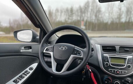 Hyundai Solaris II рестайлинг, 2013 год, 797 000 рублей, 11 фотография