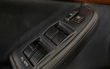 Toyota Avensis III рестайлинг, 2006 год, 799 000 рублей, 24 фотография