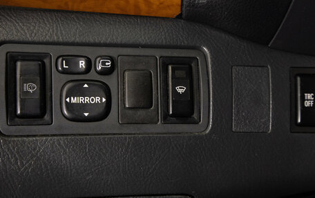 Toyota Avensis III рестайлинг, 2006 год, 799 000 рублей, 23 фотография