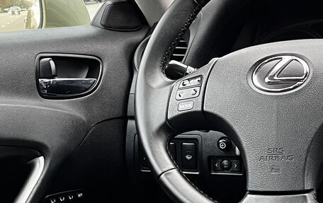 Lexus IS II рестайлинг 2, 2006 год, 1 299 000 рублей, 31 фотография