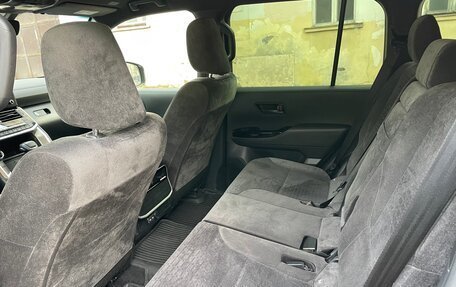 Toyota Land Cruiser, 2021 год, 7 950 000 рублей, 5 фотография