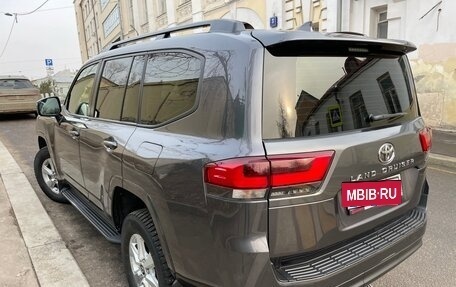 Toyota Land Cruiser, 2021 год, 7 950 000 рублей, 4 фотография