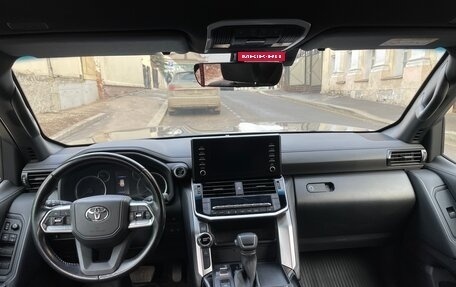 Toyota Land Cruiser, 2021 год, 7 950 000 рублей, 2 фотография