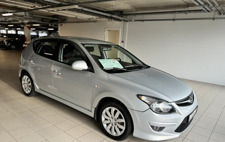 Hyundai i30 I, 2011 год, 745 000 рублей, 2 фотография