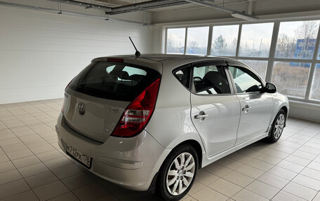 Hyundai i30 I, 2011 год, 745 000 рублей, 3 фотография