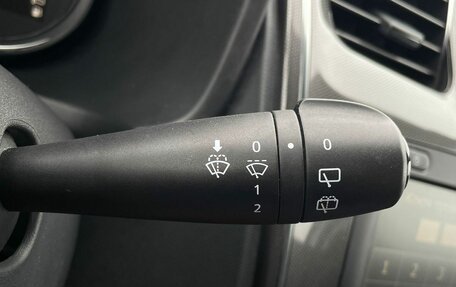 Renault Sandero II рестайлинг, 2019 год, 1 047 000 рублей, 10 фотография