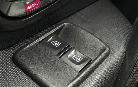 Renault Sandero II рестайлинг, 2019 год, 1 047 000 рублей, 16 фотография