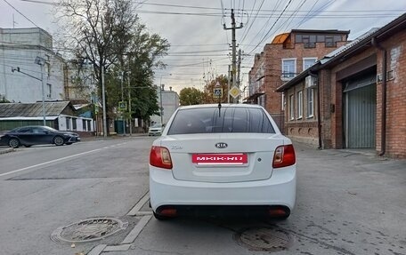 KIA Rio II, 2010 год, 420 000 рублей, 3 фотография