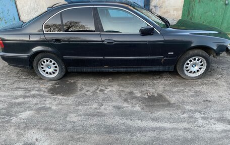 BMW 5 серия, 1999 год, 140 000 рублей, 2 фотография