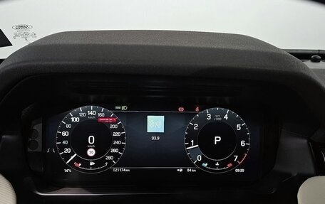 Land Rover Discovery Sport I рестайлинг, 2024 год, 4 081 000 рублей, 12 фотография