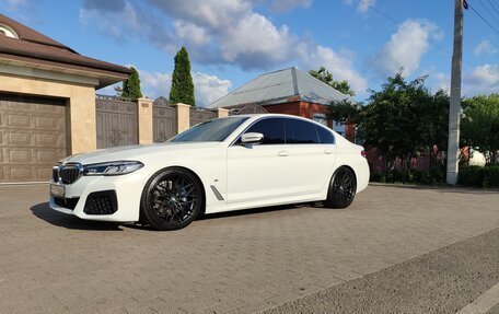 BMW 5 серия, 2021 год, 5 999 999 рублей, 9 фотография