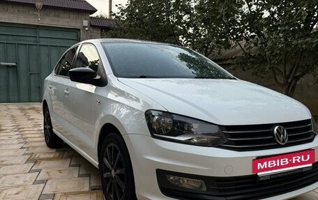 Volkswagen Polo VI (EU Market), 2018 год, 920 000 рублей, 2 фотография