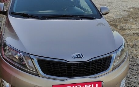 KIA Rio III рестайлинг, 2014 год, 1 000 000 рублей, 2 фотография