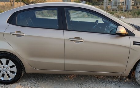 KIA Rio III рестайлинг, 2014 год, 1 000 000 рублей, 7 фотография