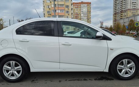 Chevrolet Aveo III, 2012 год, 700 000 рублей, 4 фотография