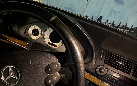 Mercedes-Benz E-Класс, 2007 год, 720 000 рублей, 8 фотография