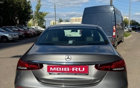 Mercedes-Benz E-Класс, 2020 год, 5 490 000 рублей, 2 фотография