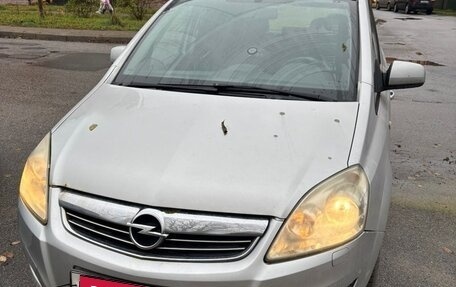 Opel Zafira B, 2010 год, 670 000 рублей, 5 фотография