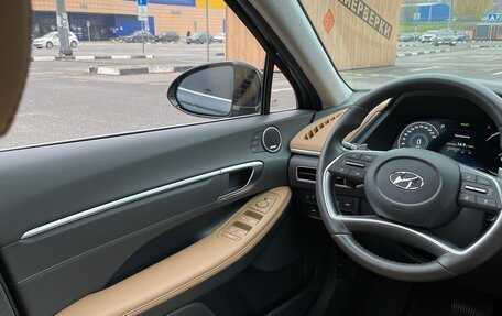 Hyundai Sonata VIII, 2021 год, 2 700 000 рублей, 21 фотография